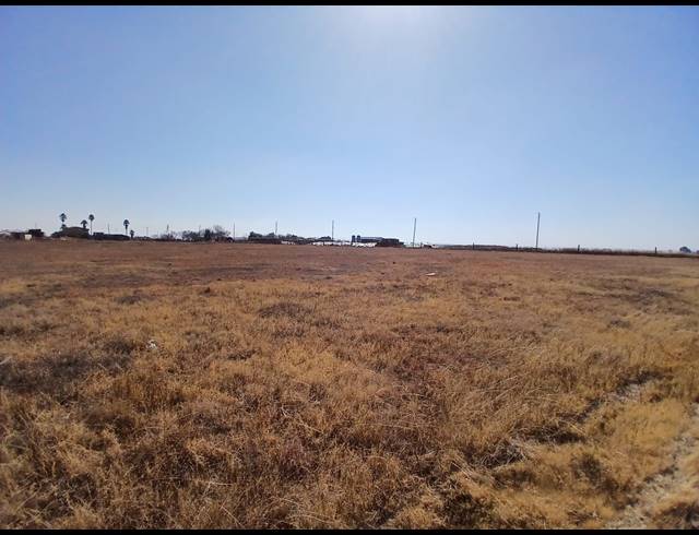 7,247M² VACANT LAND FOR SALE IN RIVERSDALE